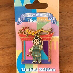 NWT Limited Edition It's A Small World Mulan with Mushu Kite Disneyland Pin